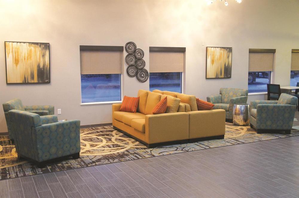 La Quinta By Wyndham Rockford Otel Dış mekan fotoğraf